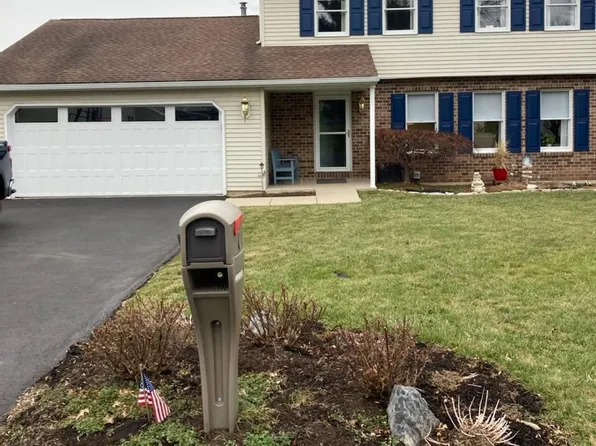 1013 E 3rd St, Birdsboro, PA 19508