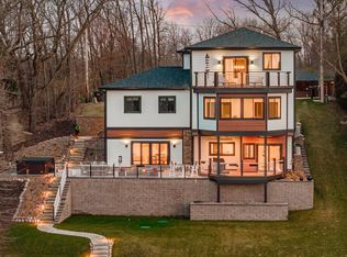 W5702 North DRIVE, Elkhorn, WI