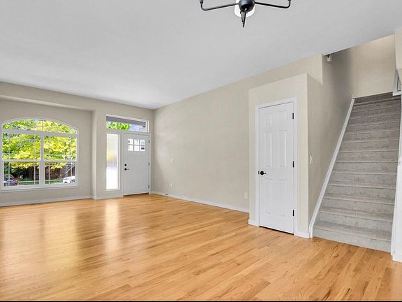 3rd image of 1185 Odyssey Ct