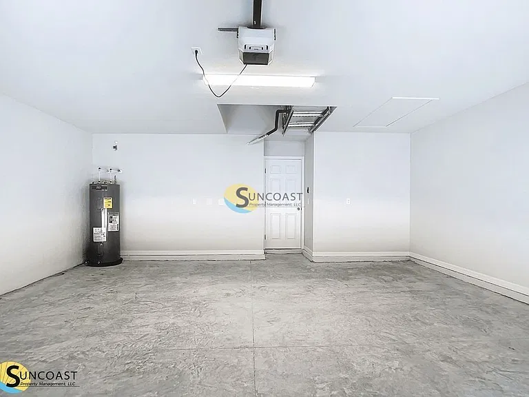 17389 Tyler Ave — Photo 26
