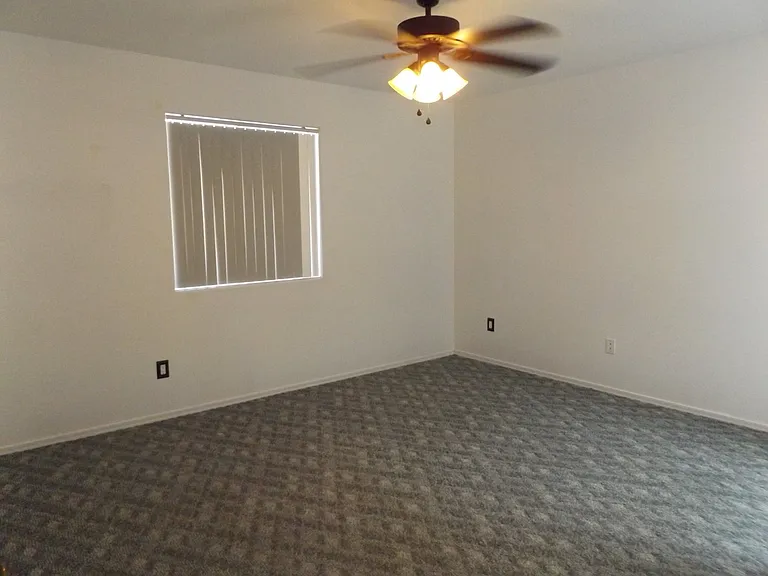 3233 Iroquois Ct — Photo 6