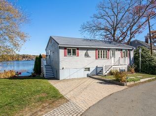 2 Beech St, South Hamilton, MA 01982