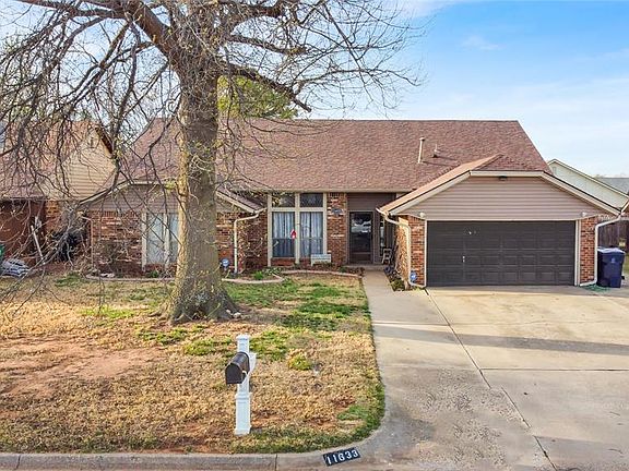 2nd image of 11633 SW 4th St