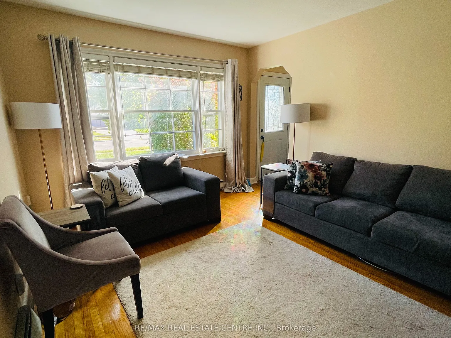3 bed, $2,650 — Photo 2