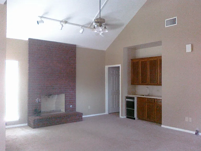 8222 Etienne Dr — Photo 12