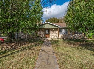 401 Erwin St, Edgewood, TX 75117