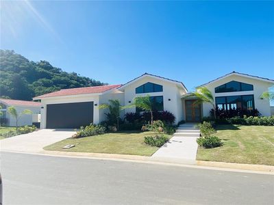 717 Avenue Sabanera, Dorado, PR, 00646