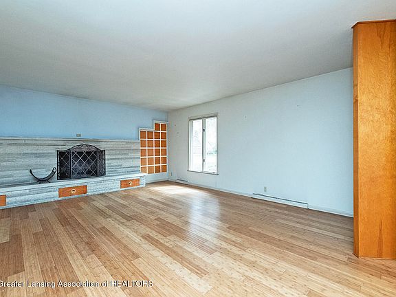 5th image of 3001 Westchester Rd