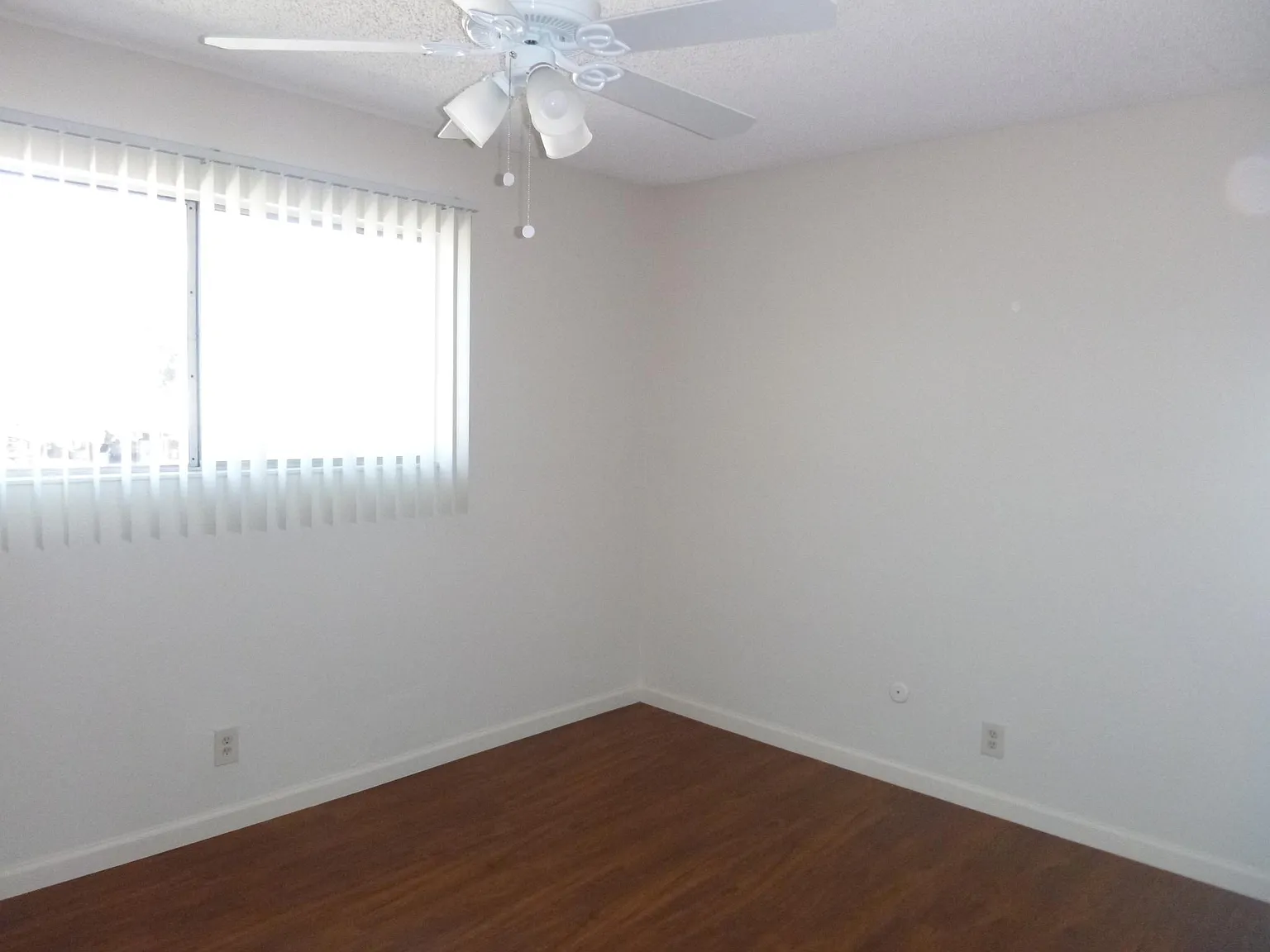 2 bed, 820 sqft, $2,100 — Photo 4