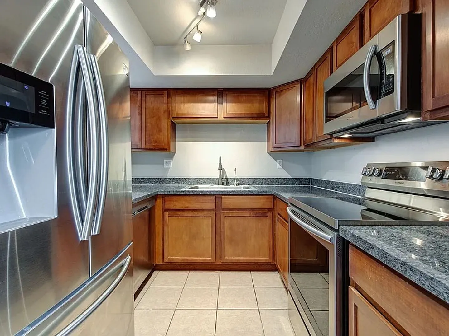 8256 E Arabian Trail #226, Scottsdale - Gorgeous Home in the Heart of Scottsdale — Photo 2