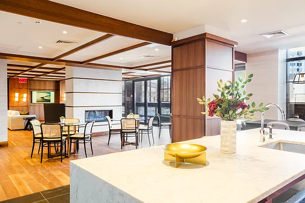 Rented by MNS | media 31