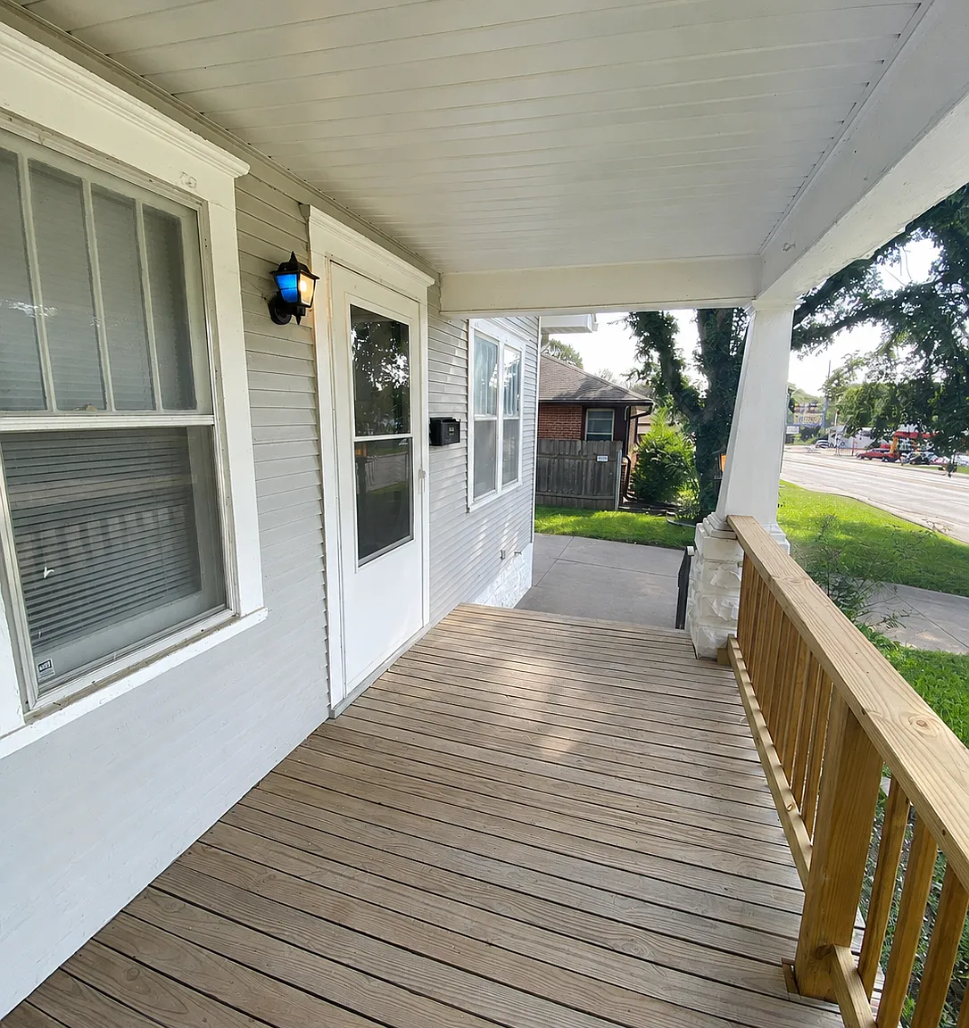 2 bed, 800 sqft, $1,450 — Photo 2