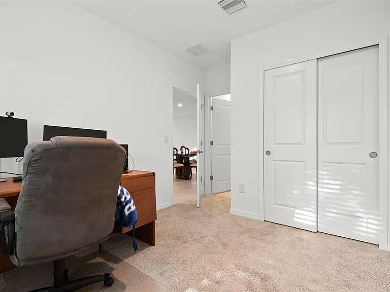 6305 Springmont Loop — Photo 20