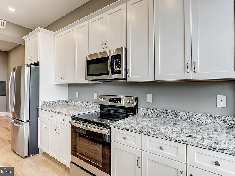 1214 Eutaw Pl #303 — Photo 6