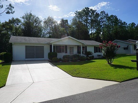 5th image of 10957 SW 80th Ct