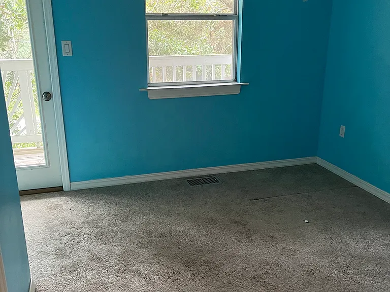 150 Nancy Claire Ln — Photo 9