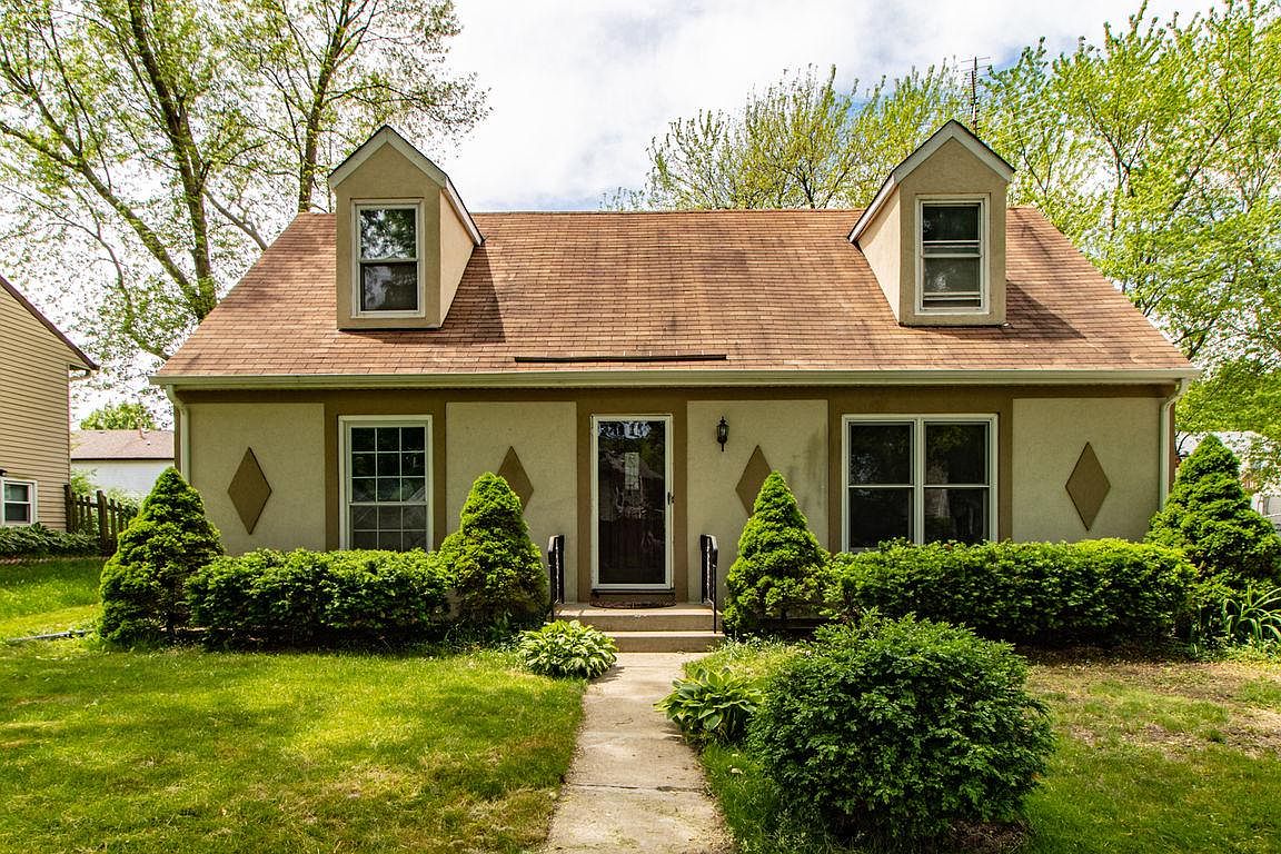 14 S Deerpath Dr, Vernon Hills, IL 60061 Zillow