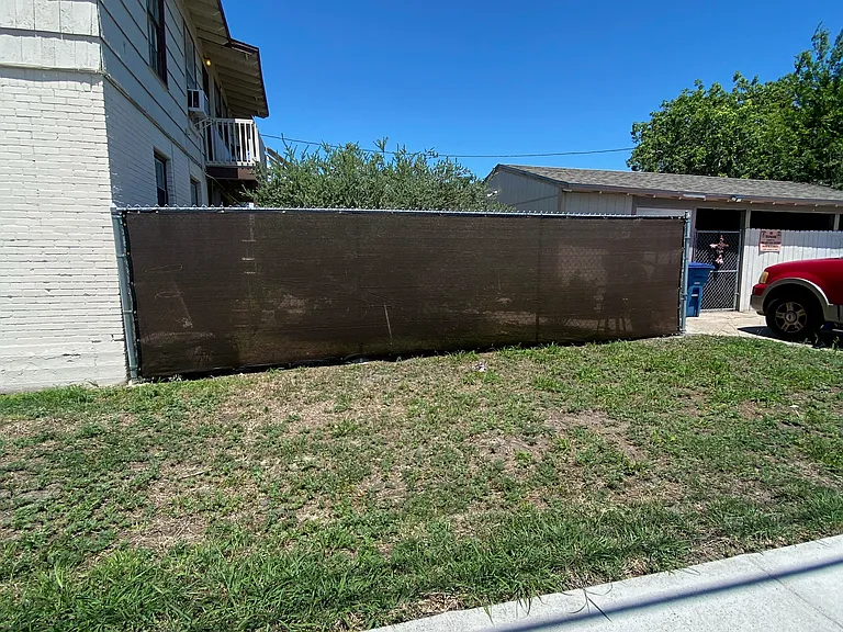 653 Robinson St #4 — Photo 3
