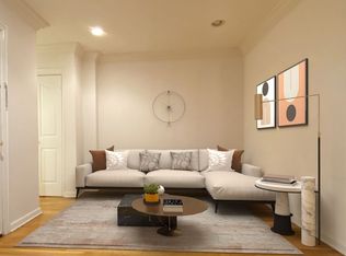 230 E 9th St #MR3, New York, NY 10003