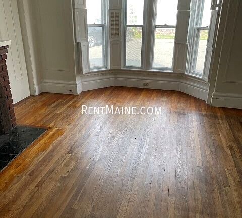 5th image of 200 Center St #5