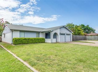 7229 W Cleburne Rd, Fort Worth, TX 76133