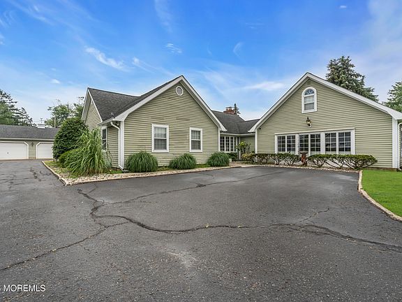 3rd image of 2150 Gregory Place