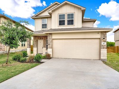 357 Middle Green, Floresville, TX, 78114