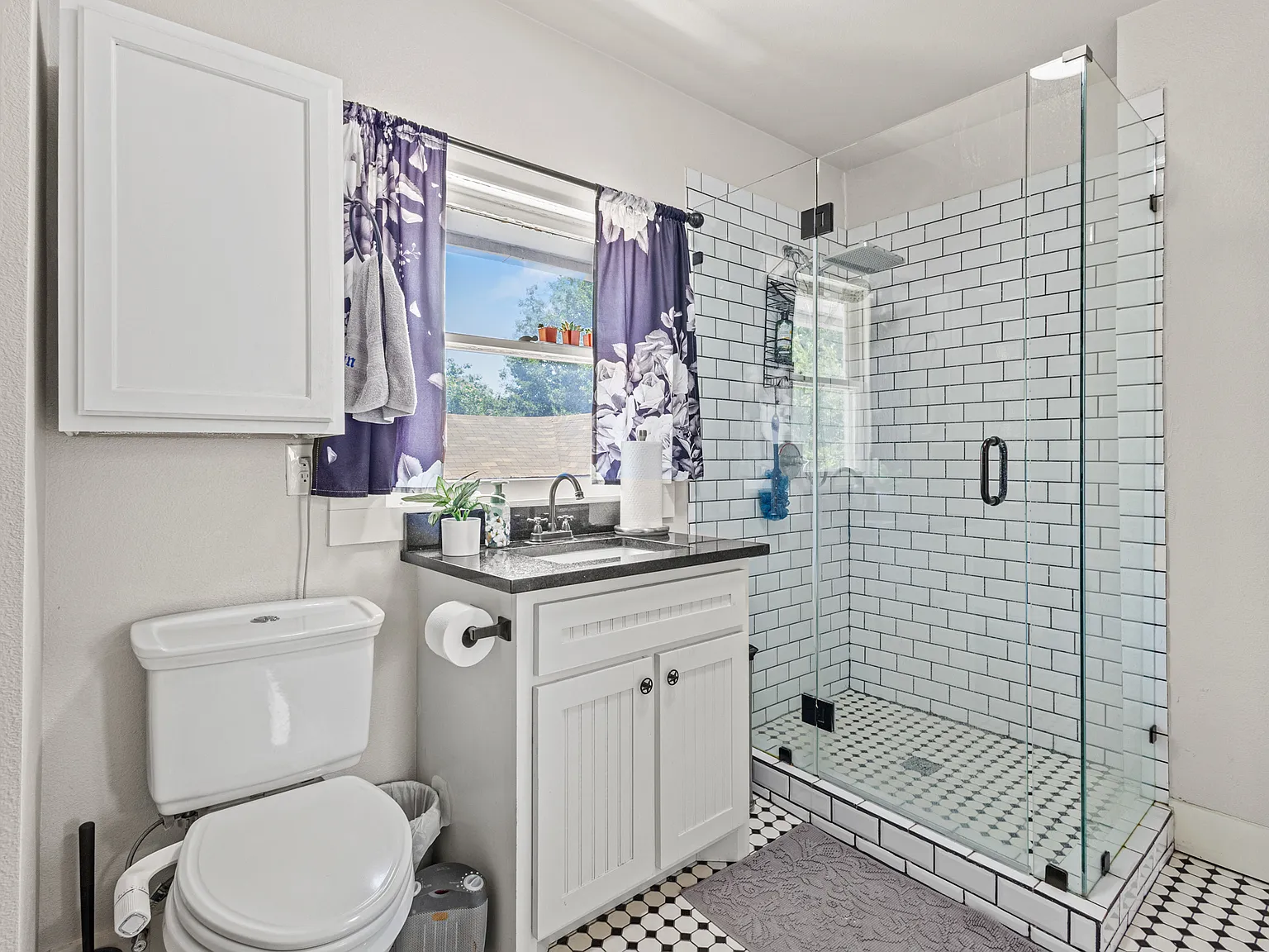 4 bed, 1950 sqft, $1,200 — Photo 3