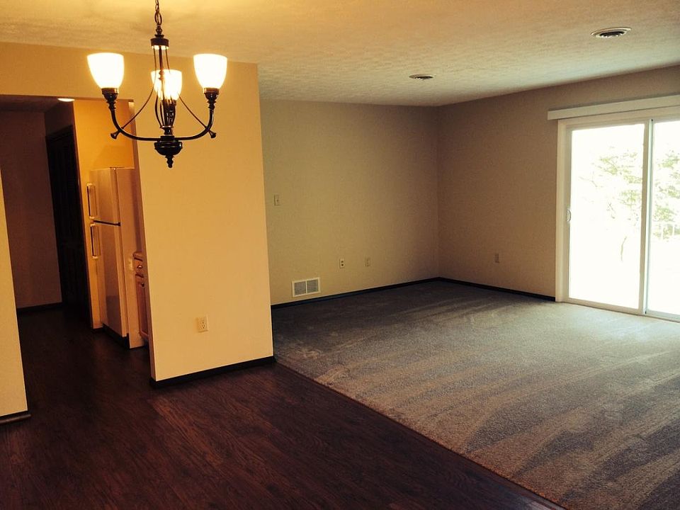 Dining/ living