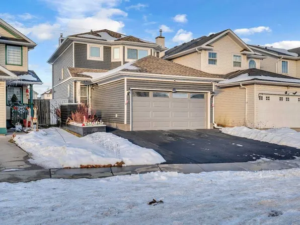131 SE Coral Springs Cir NE, Calgary, AB T3J 3P5