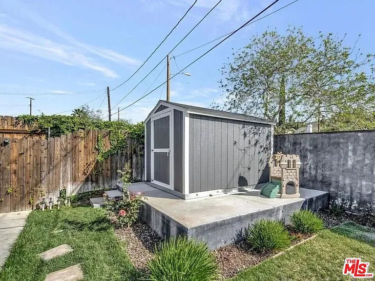 28040 Ermine Pl — Photo 39