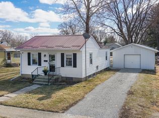 431 9th St, Lincoln, IL 62656