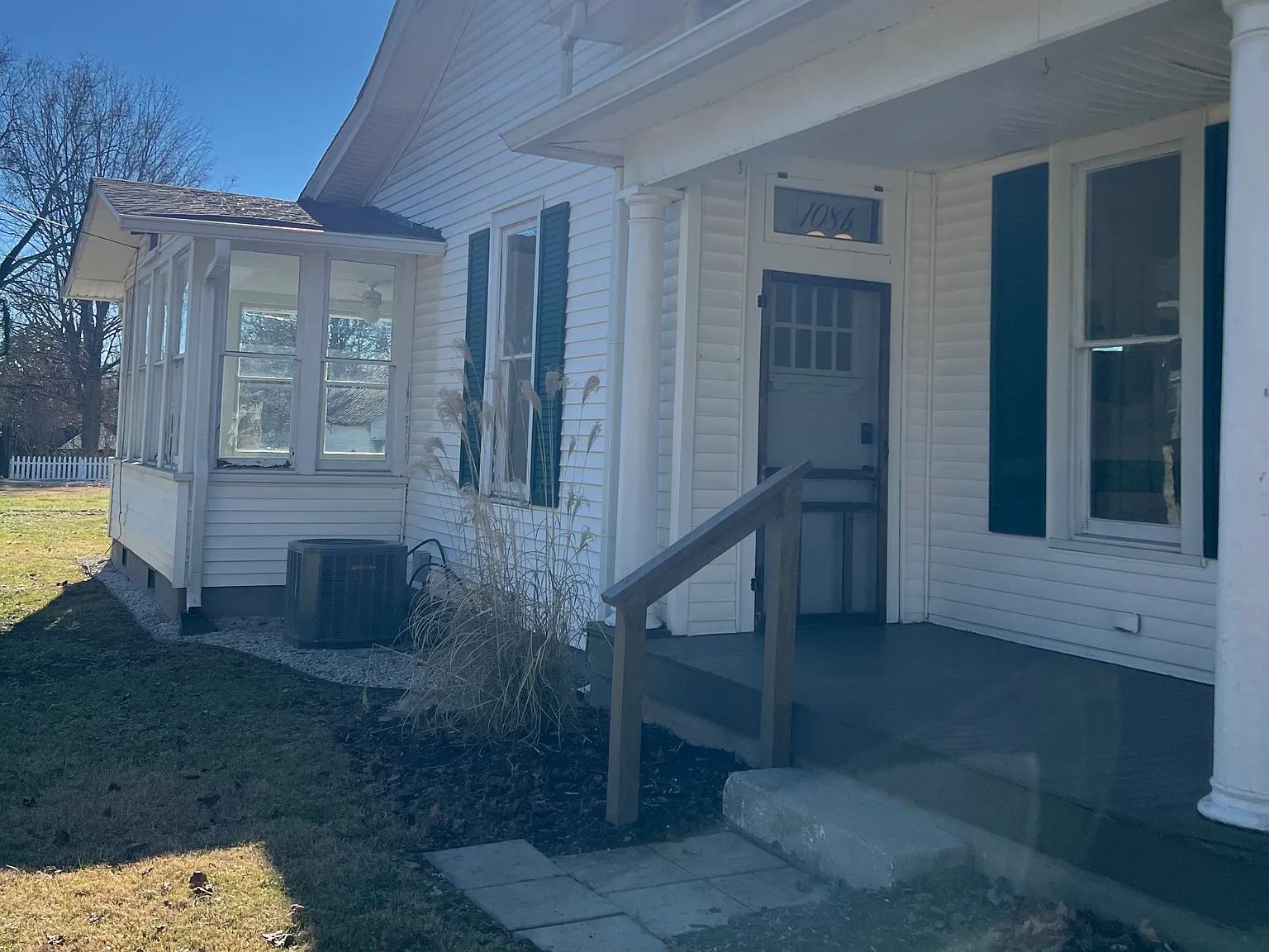 1 bed, 700 sqft, $1,700 — Photo 2
