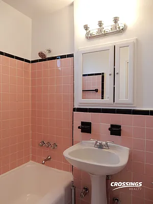 Rented by Crossings Realty | media 18