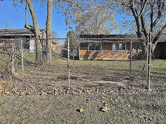 7447 Harshmanville Rd — Photo 25