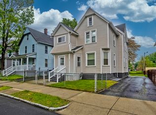 33 Lexington St, Springfield, MA 01107