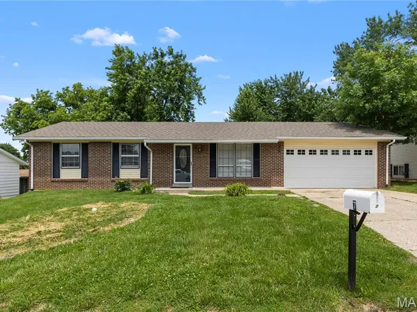 7 Sunnyfield Rd, Saint Peters, MO 63376
