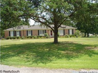 841 Peterson Dr, Gardendale, AL 35071