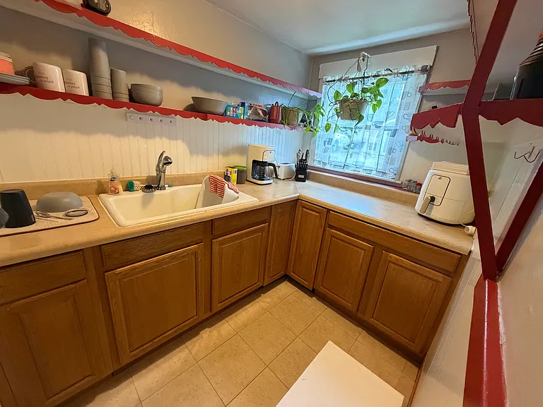 53-55 Nichols St #BASEMENT — Photo 1
