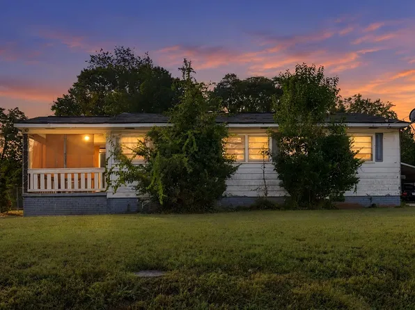 4 Mayo Dr, Greenville, SC 29605