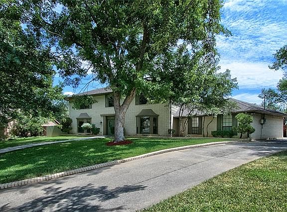 3rd image of 3003 Double Creek Dr