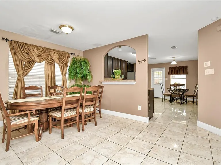 1215 Lavender Shade Ct — Photo 5