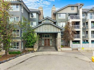 35 N Richard Ct SW #356, Calgary, AB T3E7N9