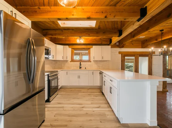 457 El Rey Dr, Corrales, NM 87048