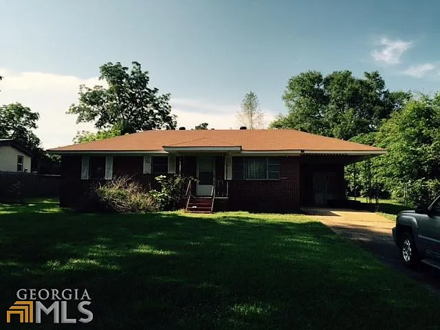 204 Garner St photo 1