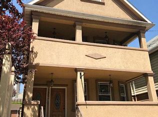 385 Victory Blvd #2, Staten Island, NY 10301
