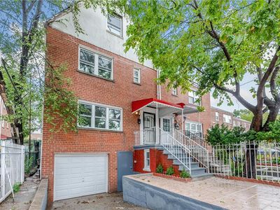 2855 Middletown Road, Bronx, NY, 10461