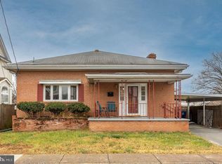 321 Blue Ridge Ave, Front Royal, VA 22630