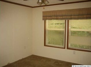 54 Shorehaven Trailer Park, Hazlet, NJ 07730