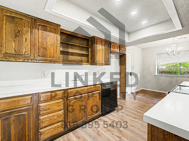 8120 S Louisville Ave — Photo 15